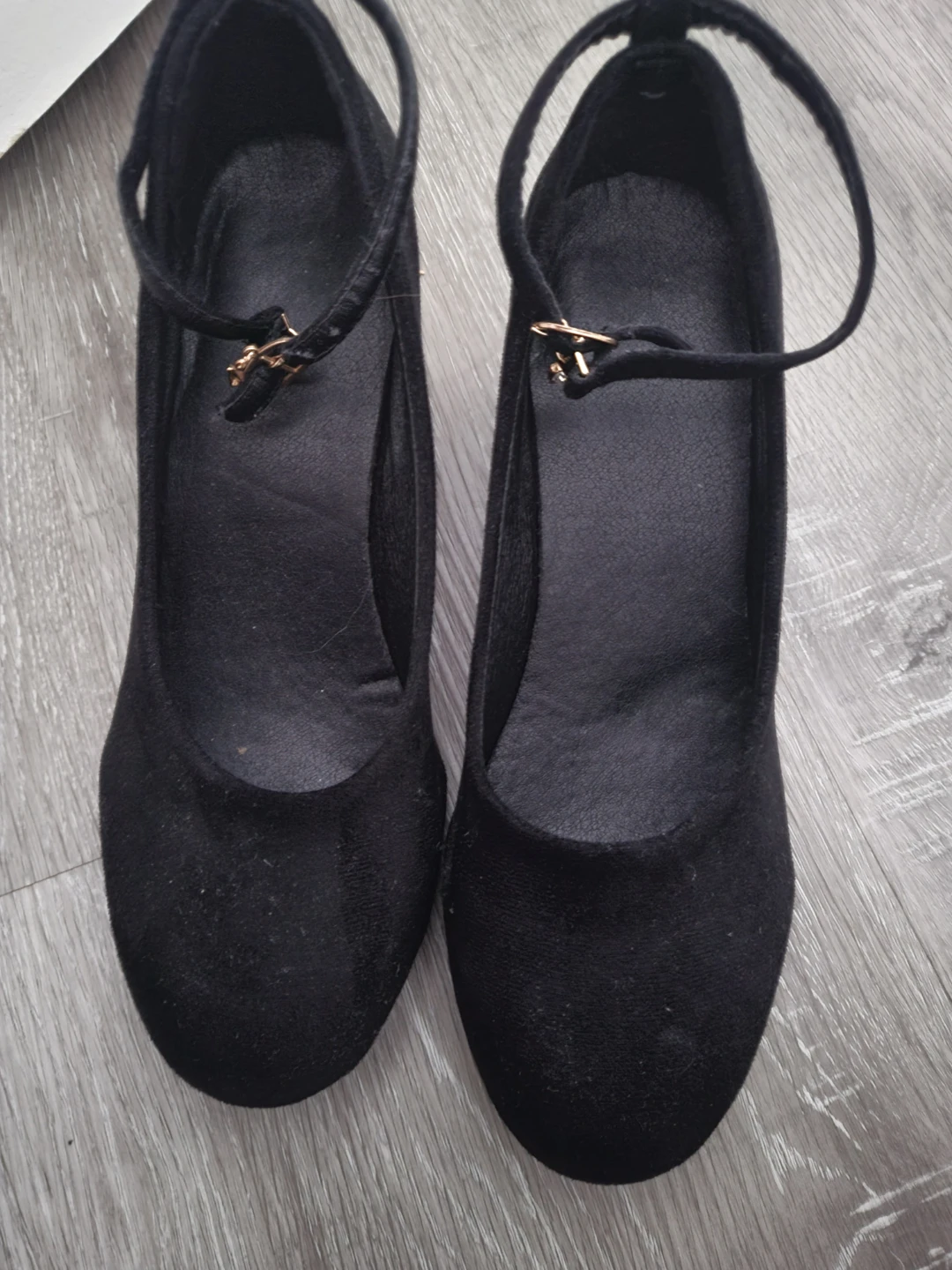 Black Suede Ankle Strap Heels - photo 2