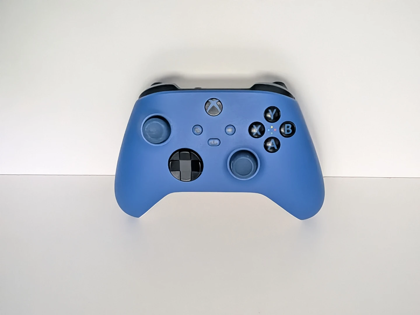 Xbox One | 500GB |  w/ 1 Controller, Hookups + 3 Games - - photo 2