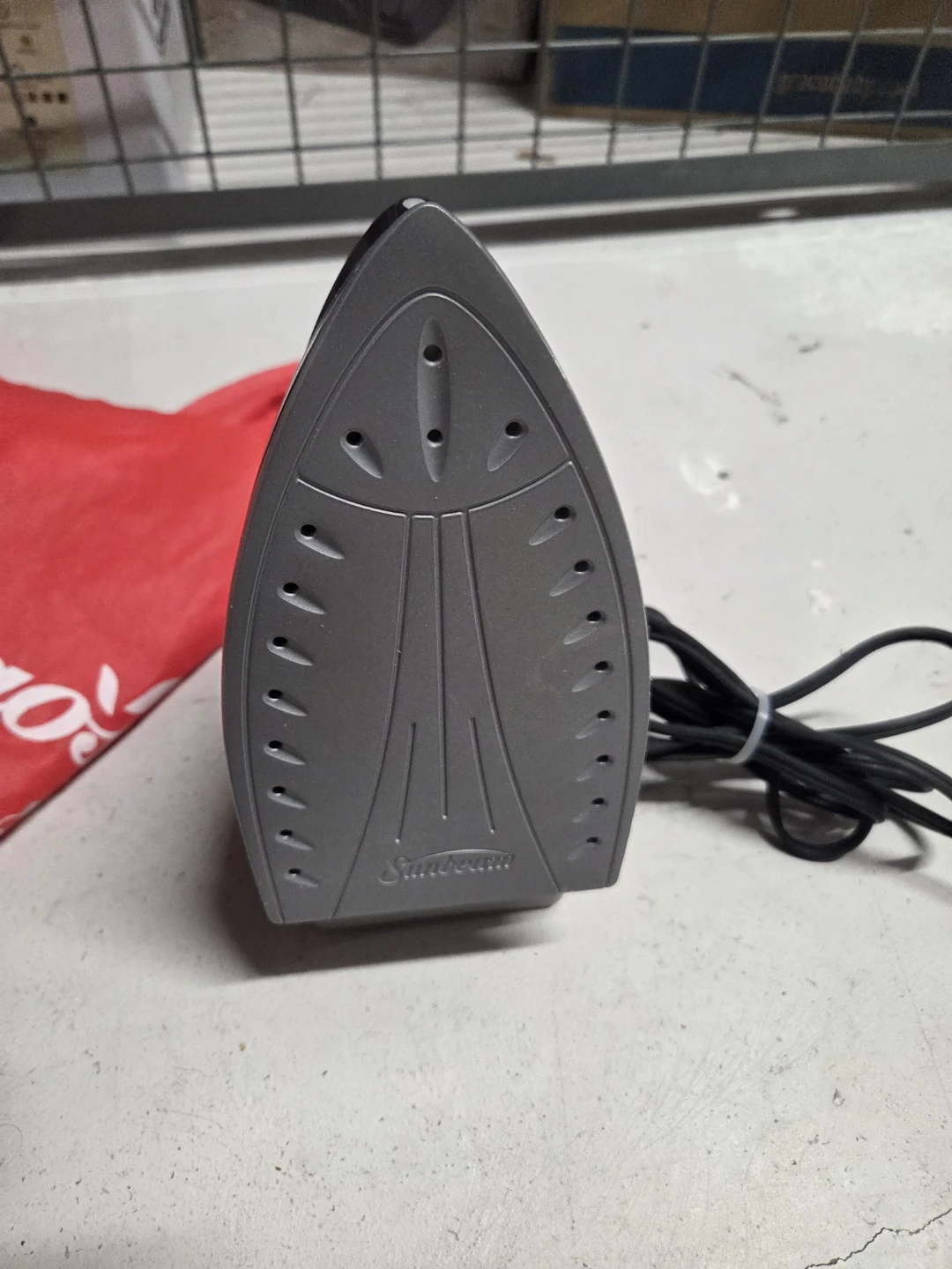 Sunbeam Steam Iron - photo 3