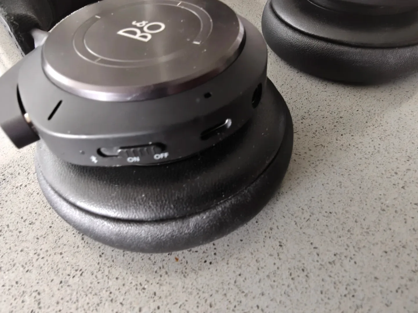 B&O H9 3rd gen Bluetooth headphone - photo 4