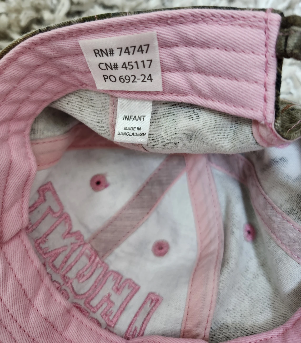 Bass Pro Shop Camo "I Hunt For Hugs" Cap - Infant - photo 3