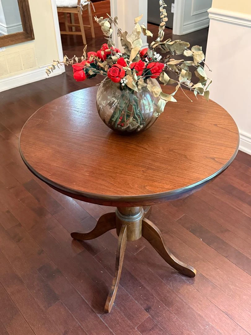 Round Wooden Pedestal Side Table