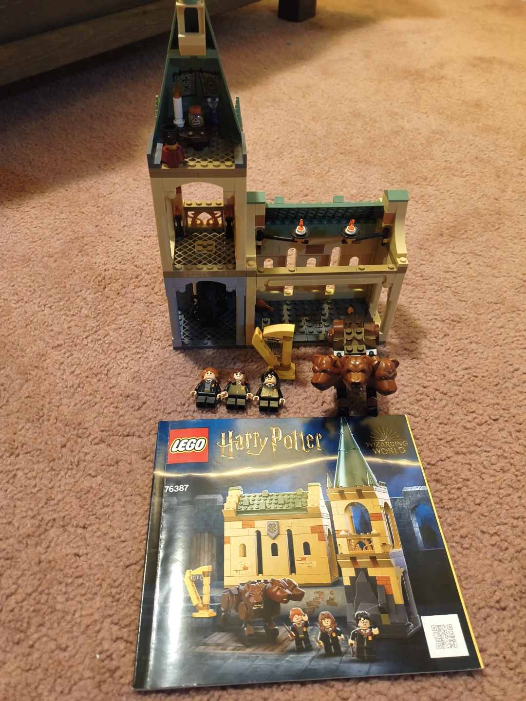 LEGO Harry Potter 76387 Hogwarts Fluffy Encounter Set