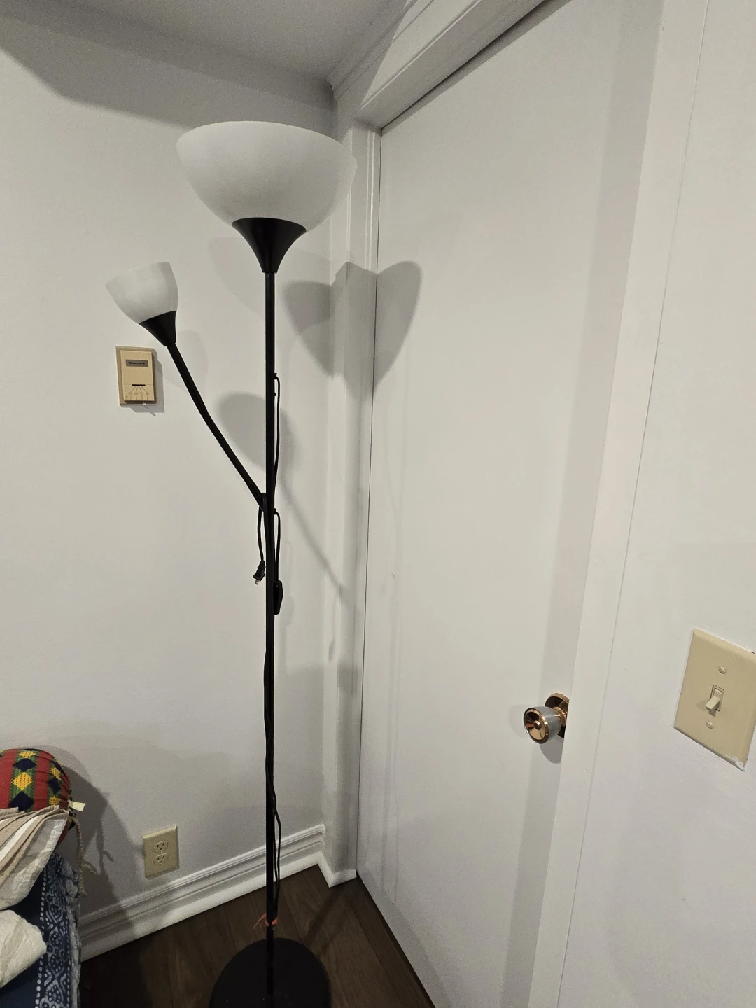 Floor lamp