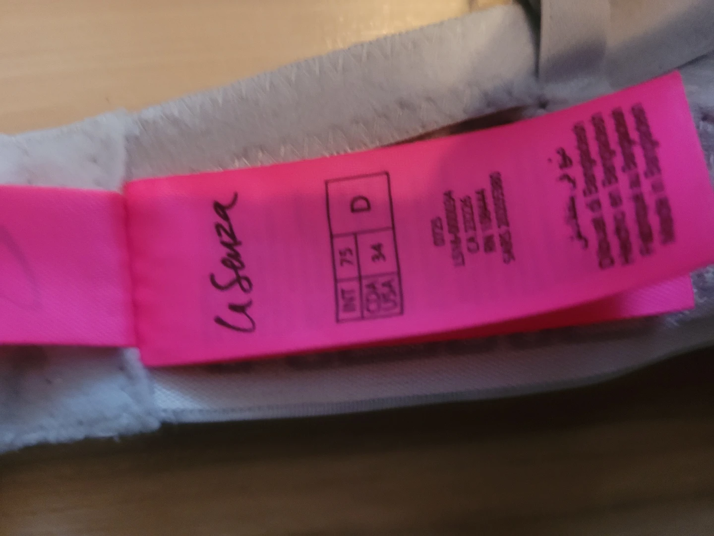 34D la senza sports bra like new - photo 2
