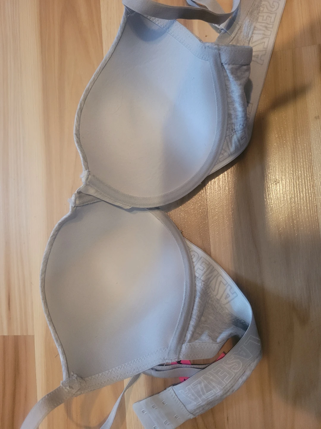 34D la senza sports bra like new - photo 3