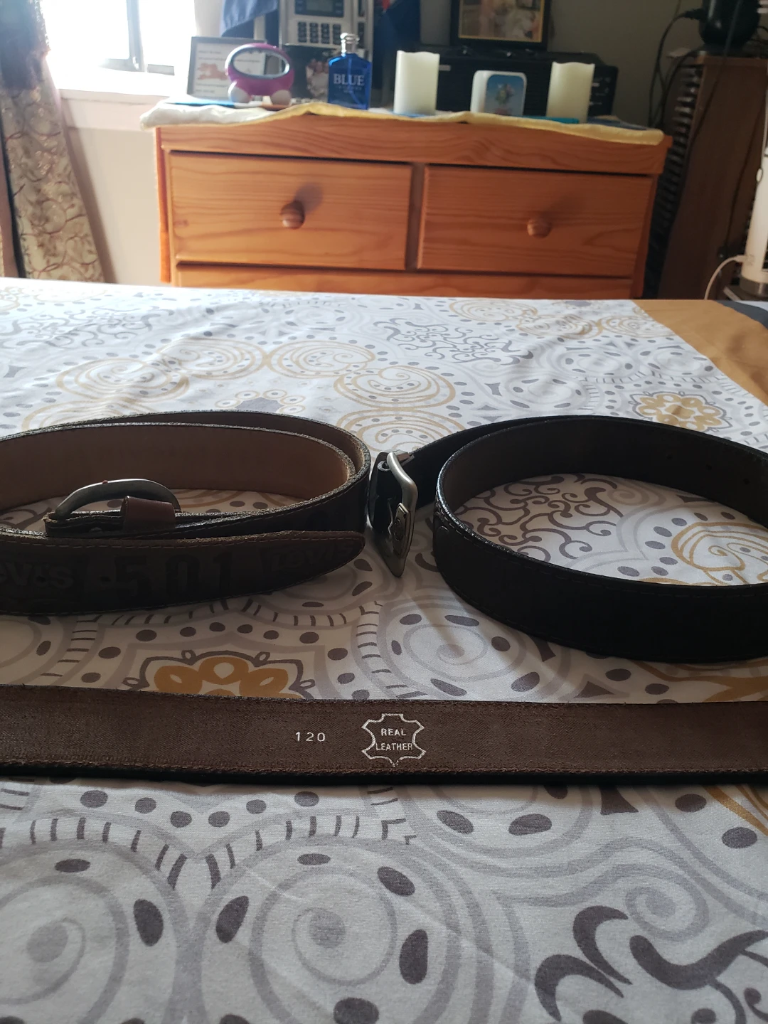 Bundle of 3 Men's Belts: Levi's, Diesel, and 501 - photo 3