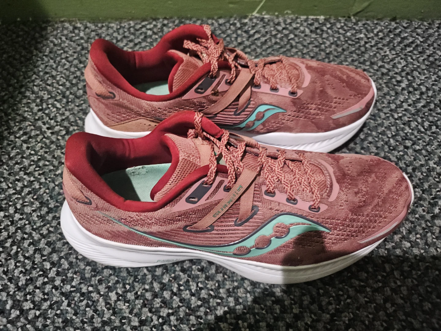 Saucony Women's Running Shoes - Size 9.5W - photo 2