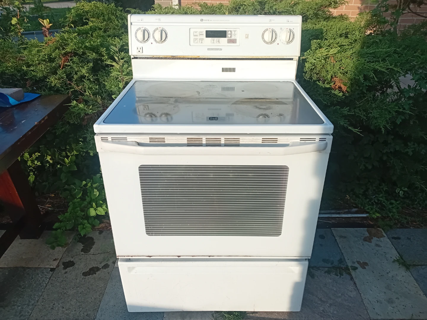 Maytag Electric Stove with Oven