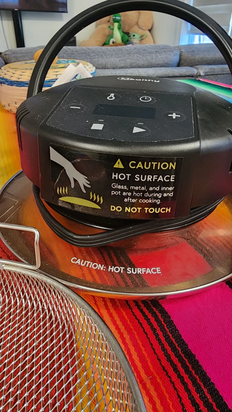 Instant Pot with Air Fryer attachment - photo 3