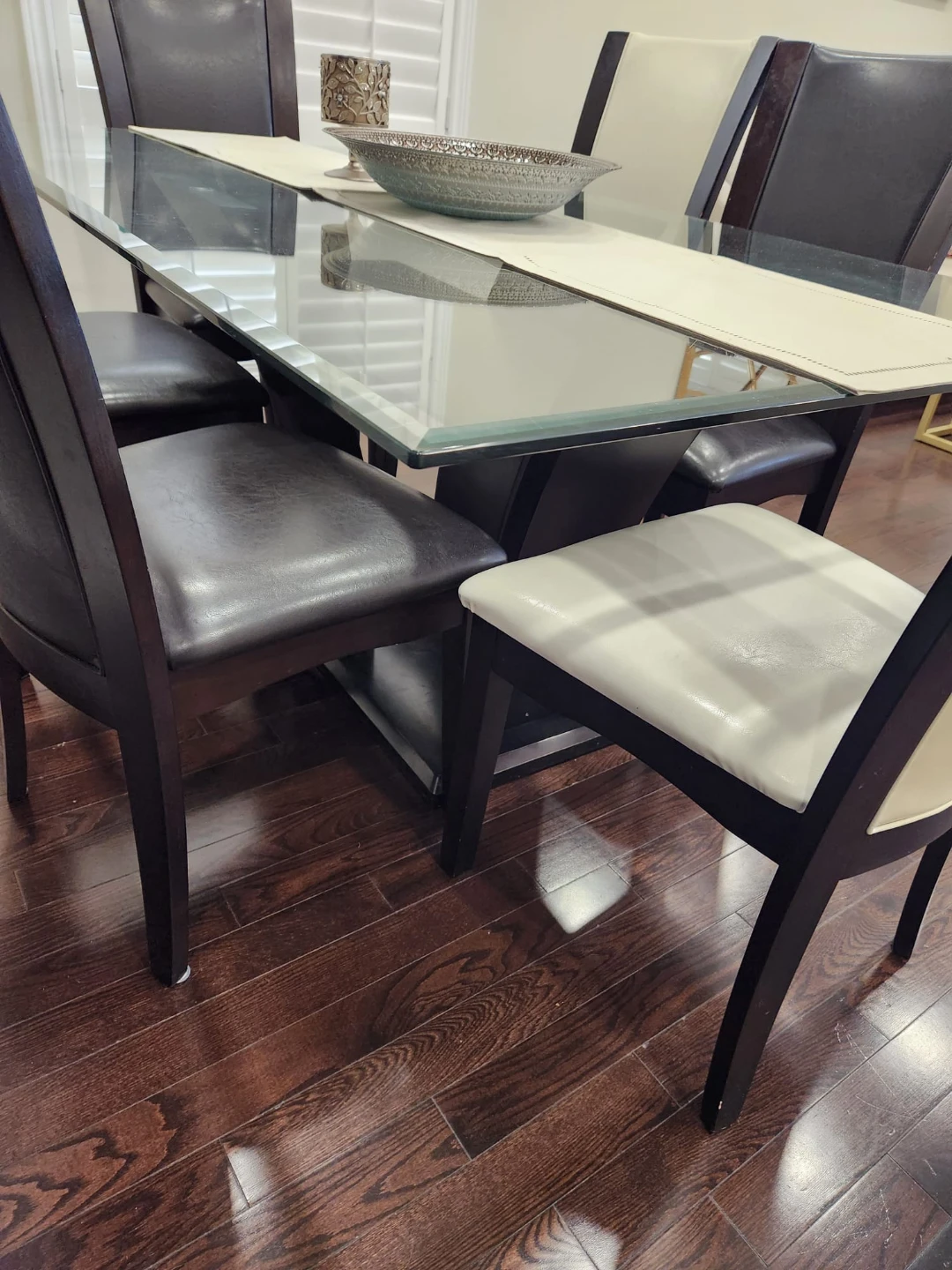 Glass Top Dining Table with 6 Chairs - photo 4