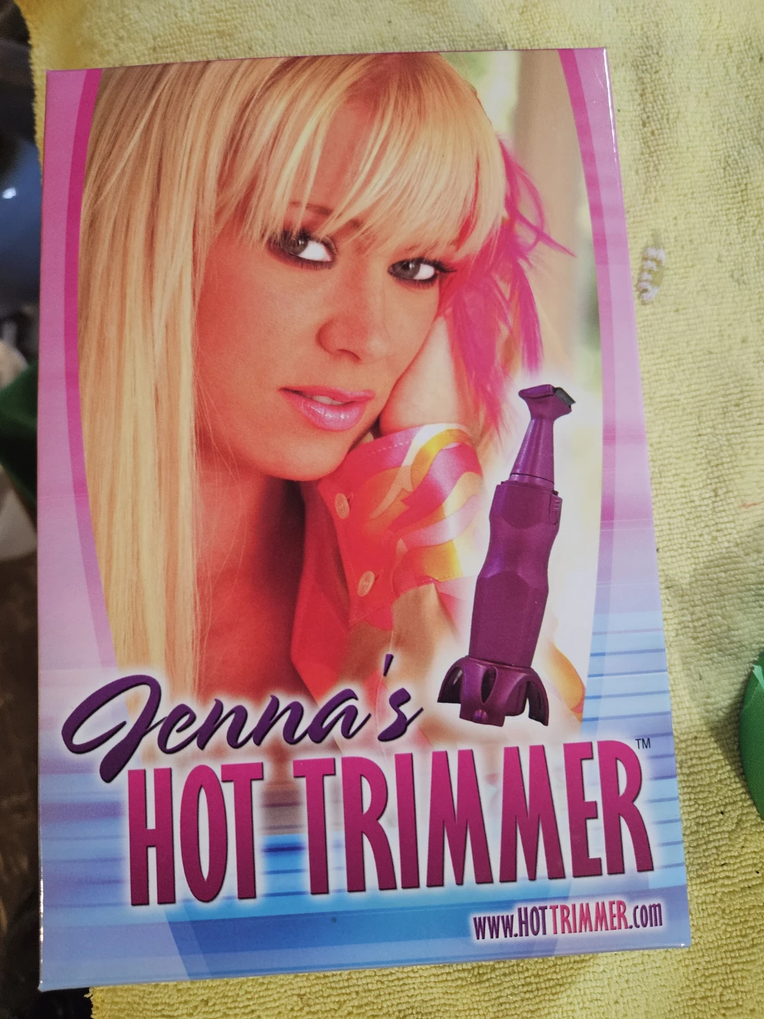 Jenna's HOT TRIMMER Bikini Hair Design Kit - photo 3