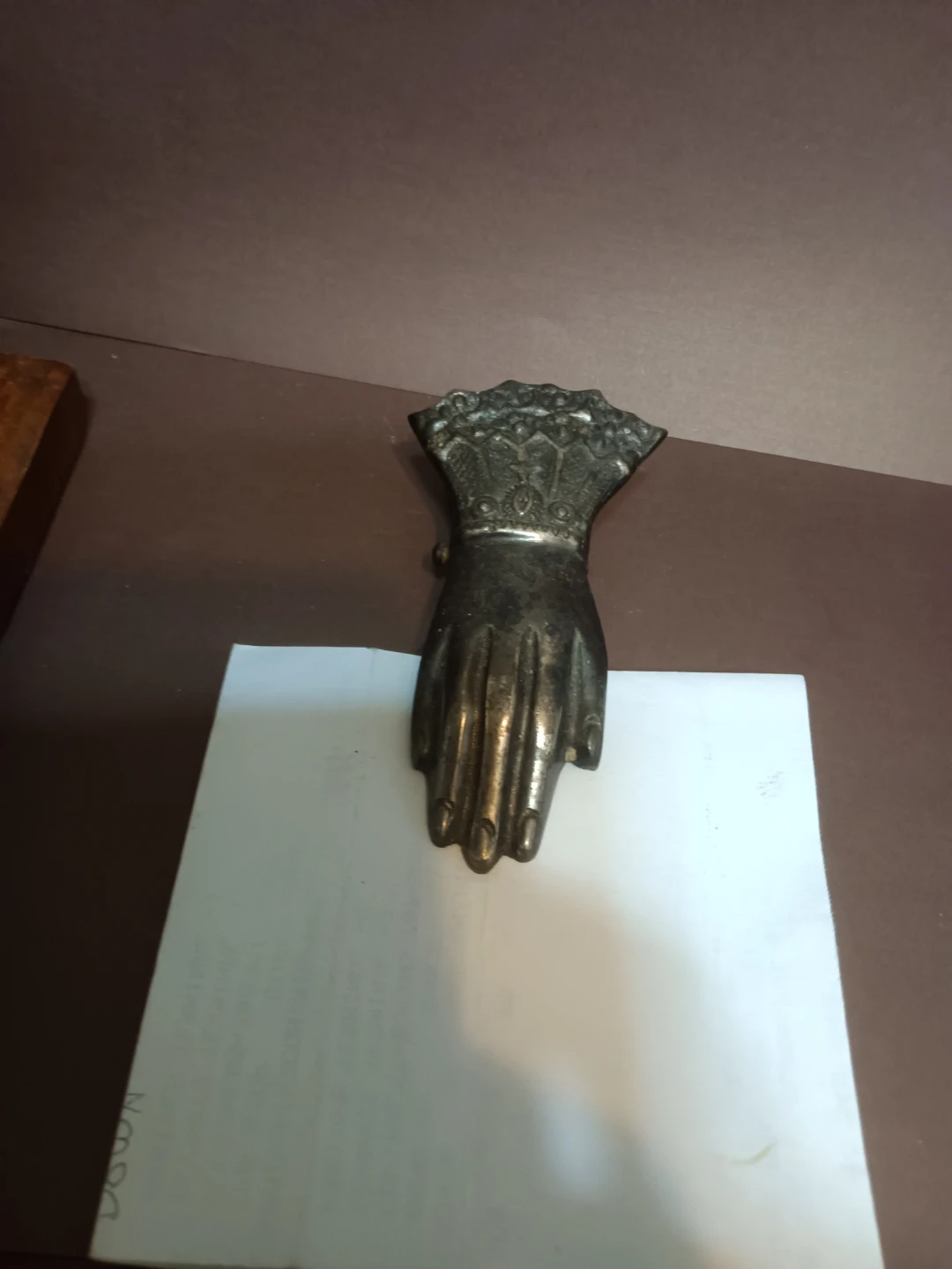 Vintage Hand Clip - photo 3