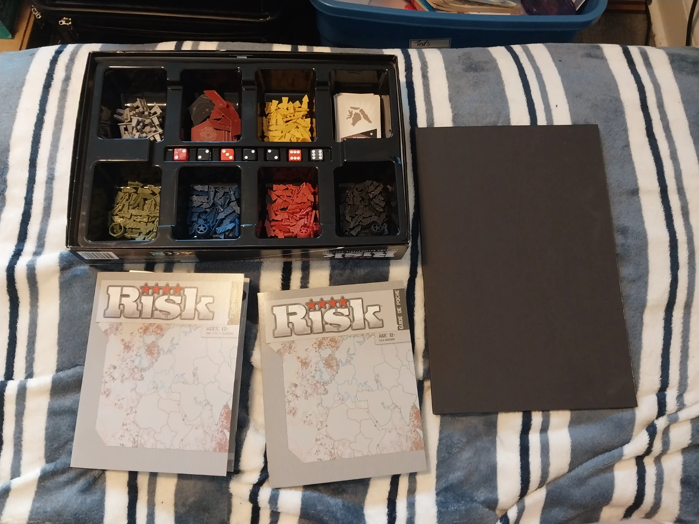 Risk Board Game and puzzles - photo 2