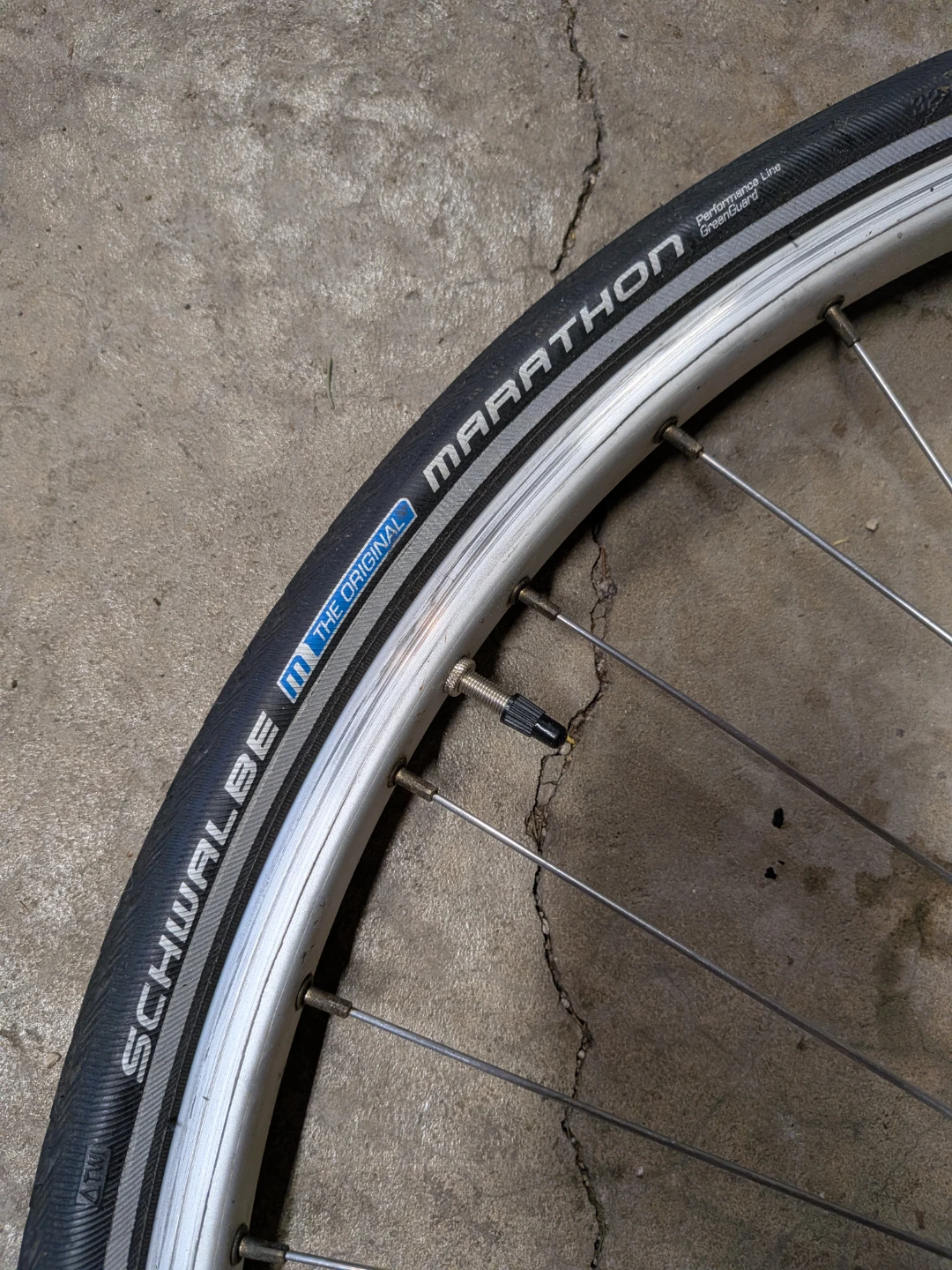 Schwalbe Marathon 27x1.25" Bicycle Tires (2) - photo 2