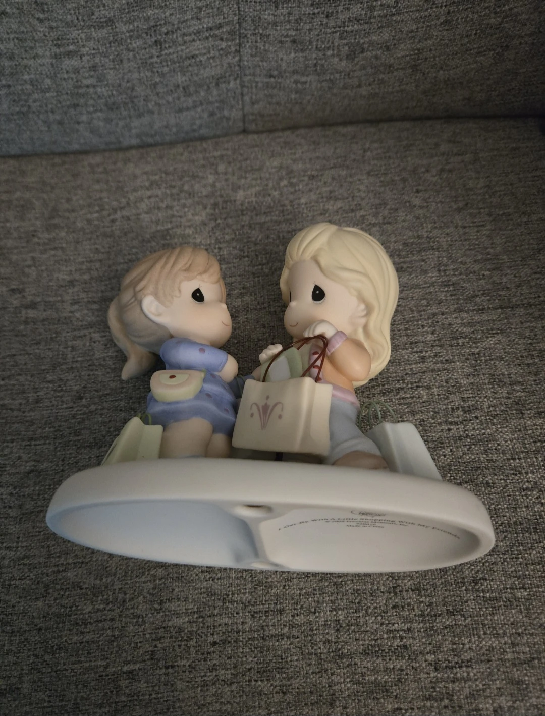 Precious Moments - I get by with a little shopping - photo 3