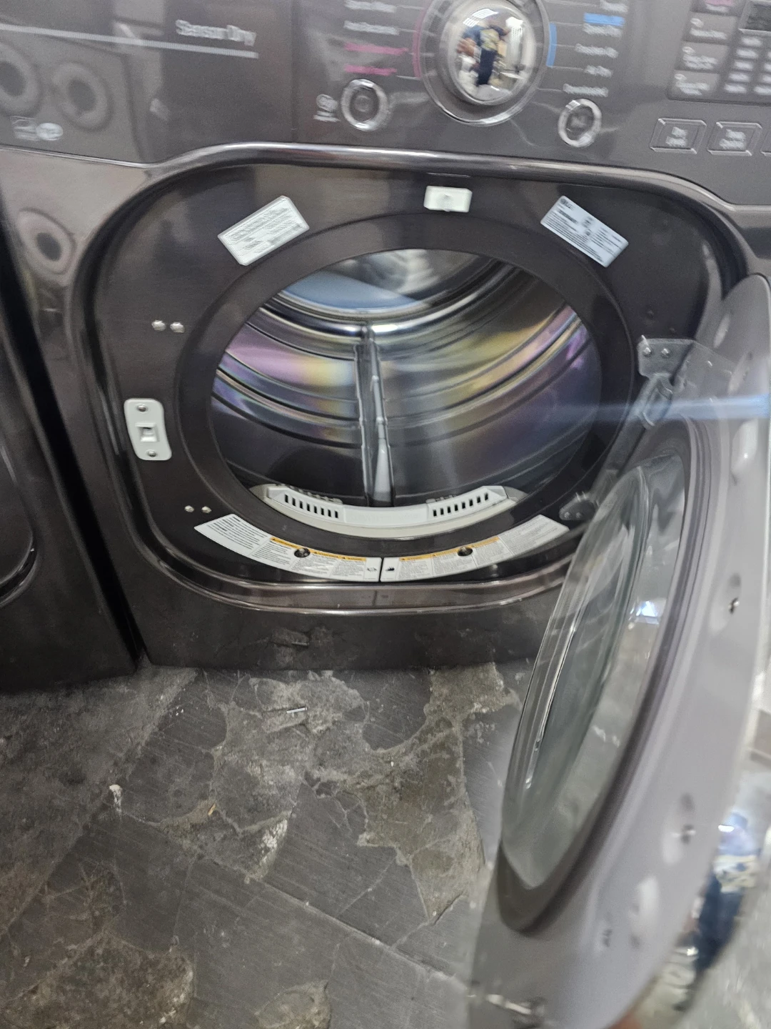 Lg washer and dryer set - photo 3