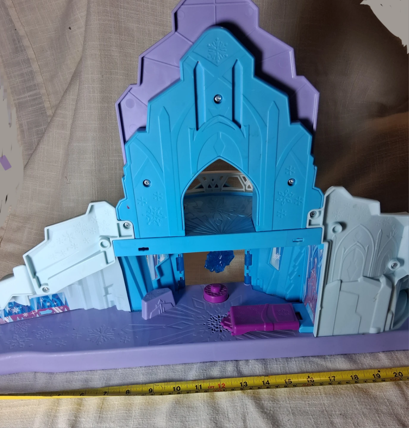 Fisher-Price Little People Frozen Elsa's Ice Palace Playset - photo 2