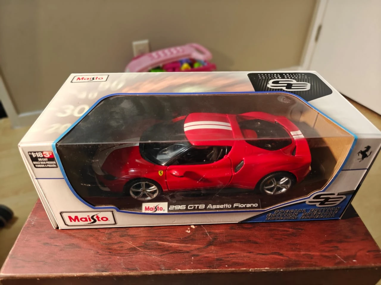 Maisto 1:18 Scale SF90 Stradale Assetto Fiorano