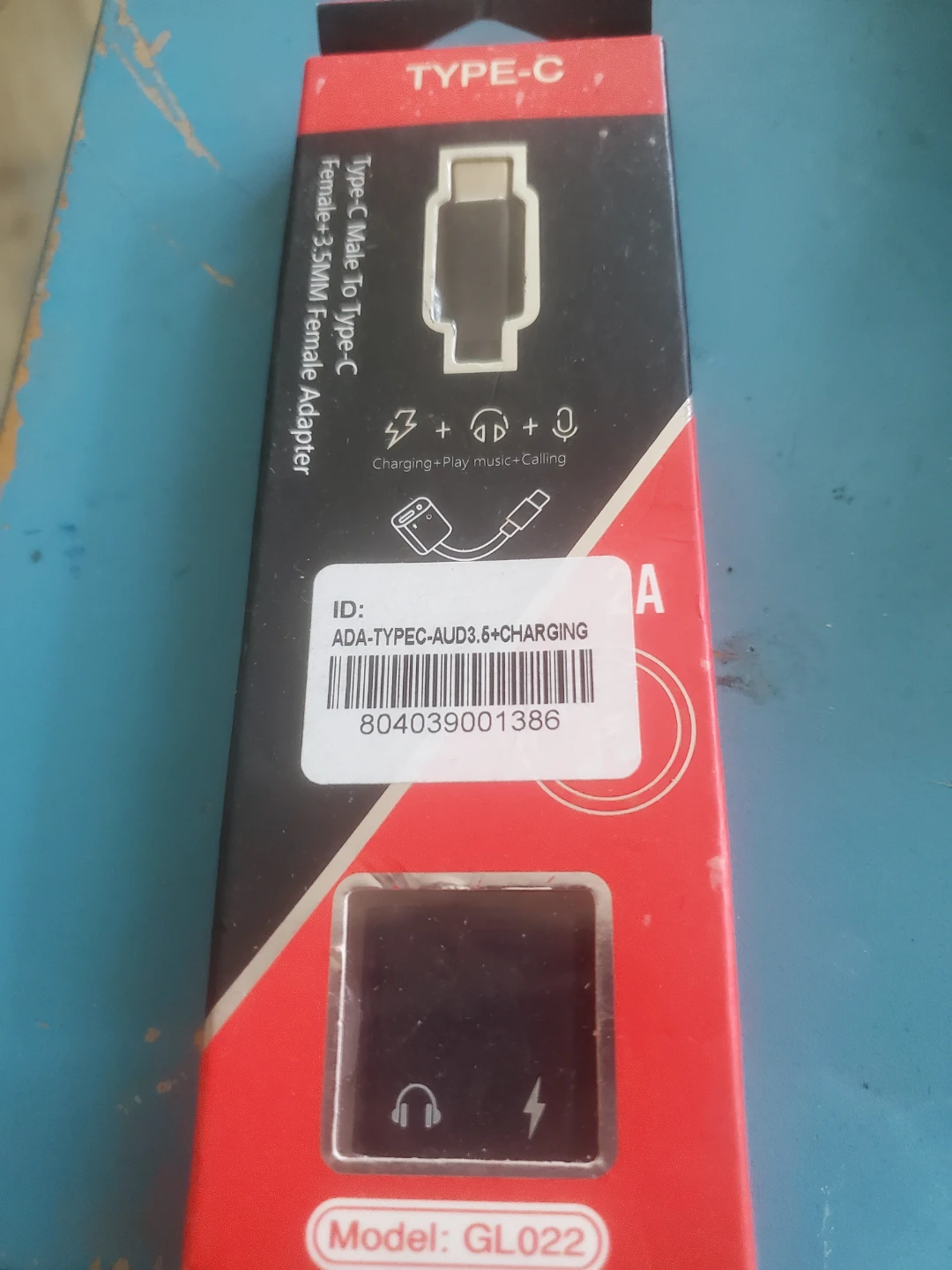 Type-C to 3.5mm Audio & Charging Adapter Model GL022