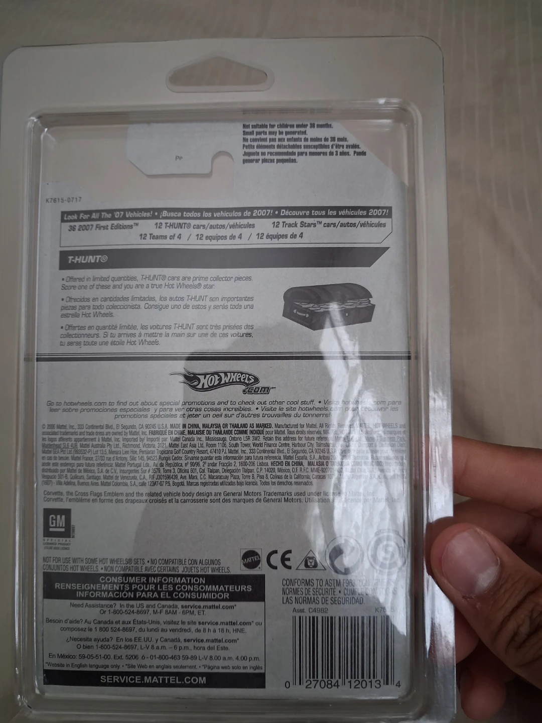 Hot Wheels T-Hunt Corvette C6R Toy Car - photo 3