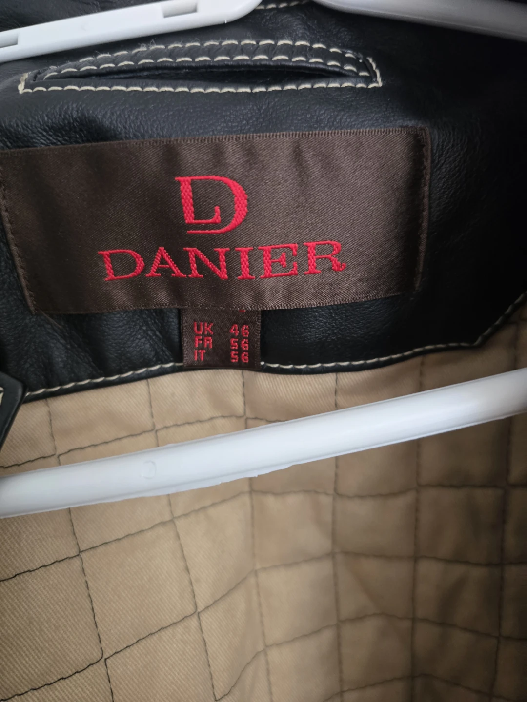 Danier Black Leather Jacket - photo 2