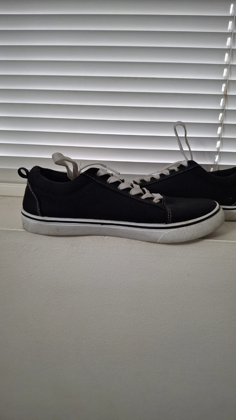 Ardene Comfort Foam Black Canvas Low Top Sneakers - photo 5