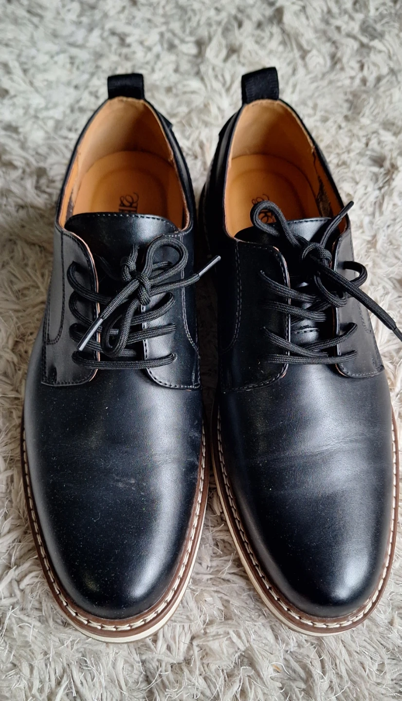 CLOWSE Black Oxford Shoes - Size 10.5