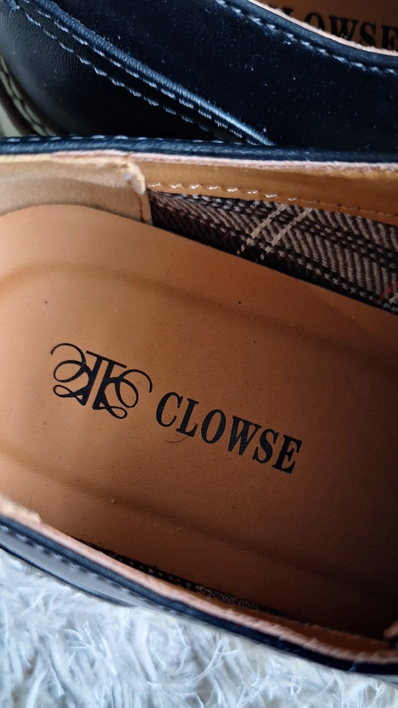 CLOWSE Black Oxford Shoes - Size 10.5 - photo 2