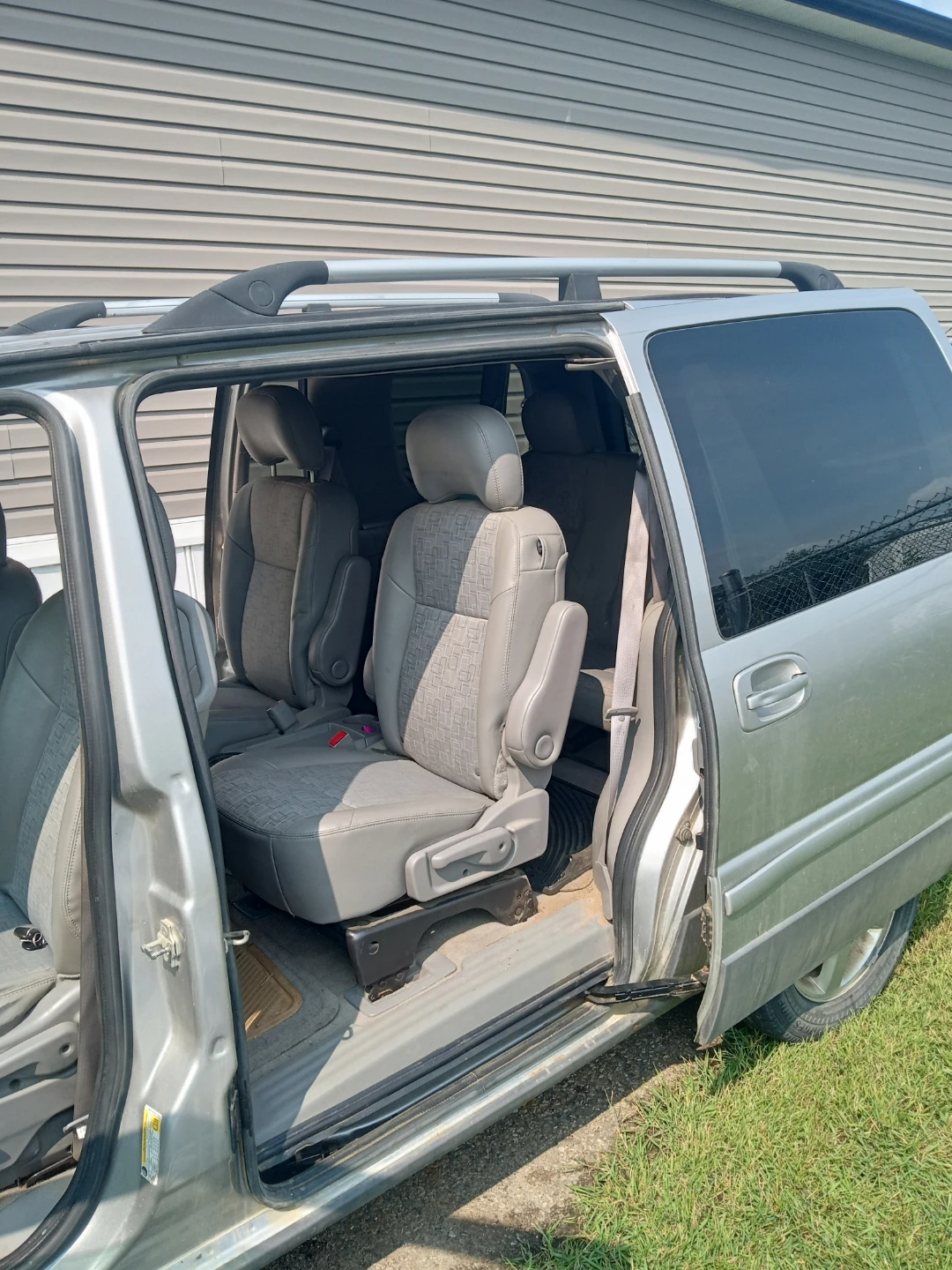 2008 Pontiac Montana sv6 - photo 5