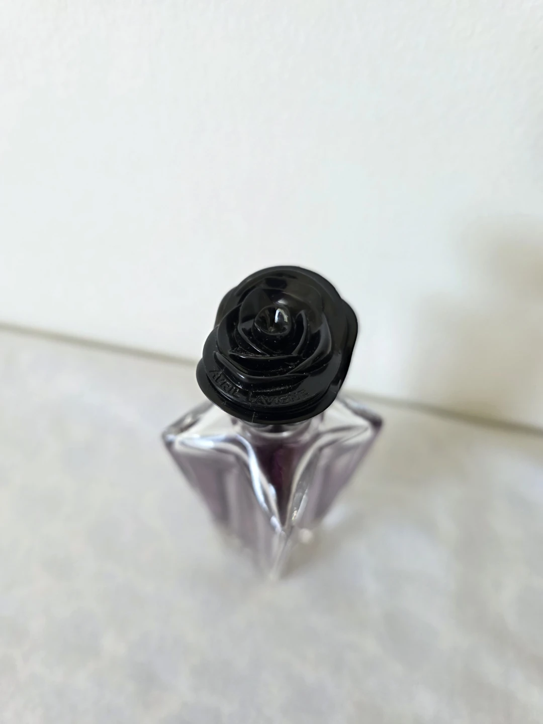Avril Lavigne Forbidden Rose Eau de Parfum 1.0 Oz - photo 2