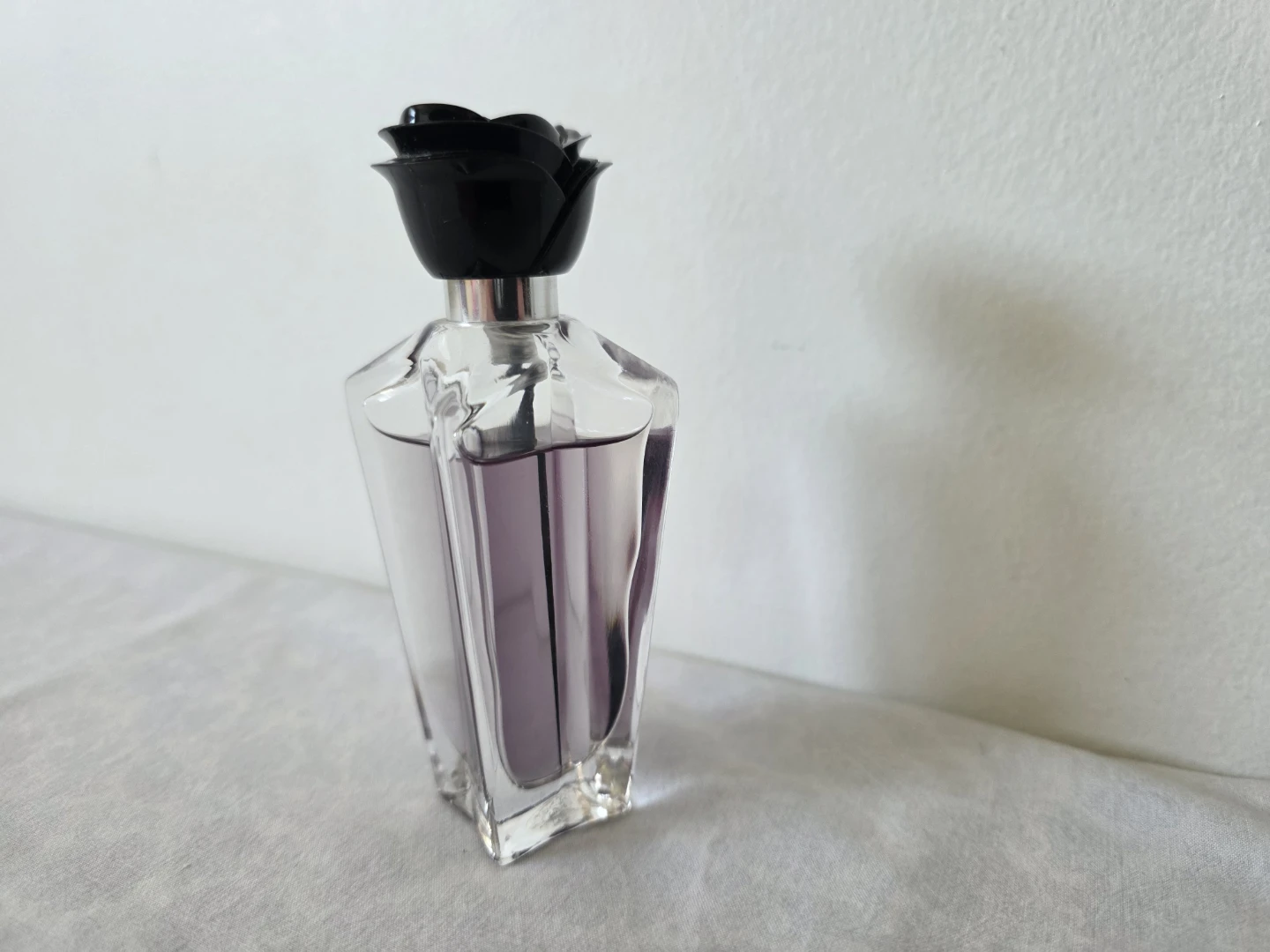 Avril Lavigne Forbidden Rose Eau de Parfum 1.0 Oz - photo 3