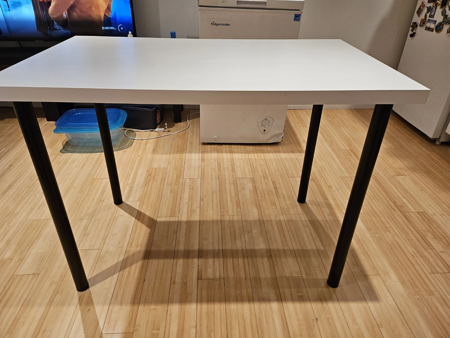 White Table with Black Legs
