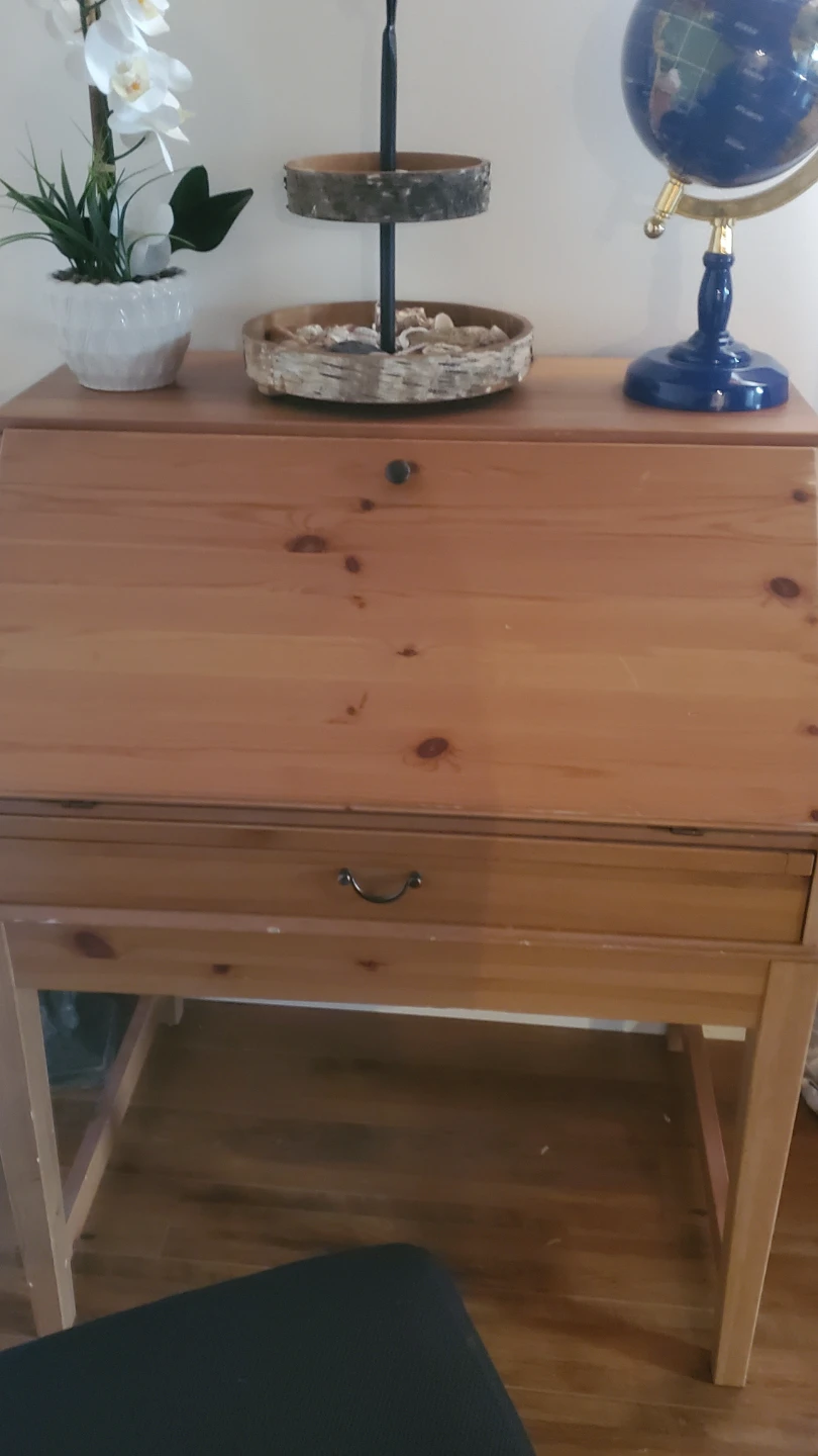 Nice desk