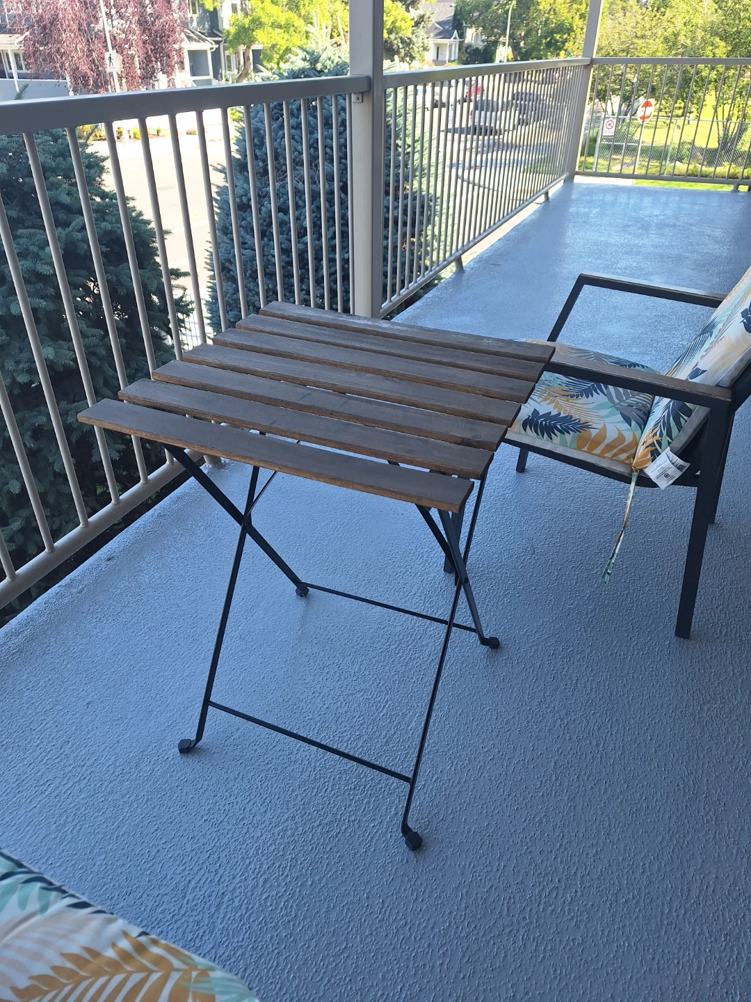 Wooden Slat Folding Table - photo 2