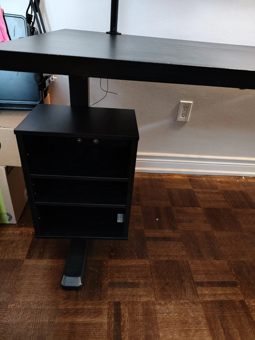 Manually Adjustable Standing Desk with Shelves - Black - photo 5