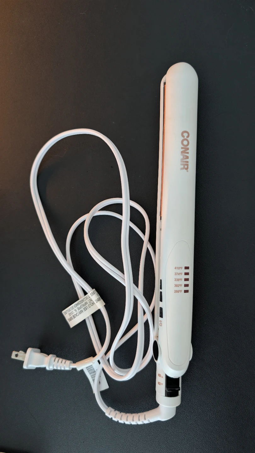Conair White Flat Iron - photo 2