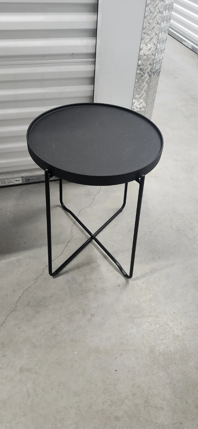 Black Metal Round Side Table