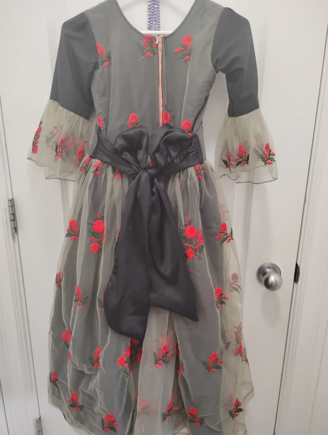 Girls' Gown - photo 4