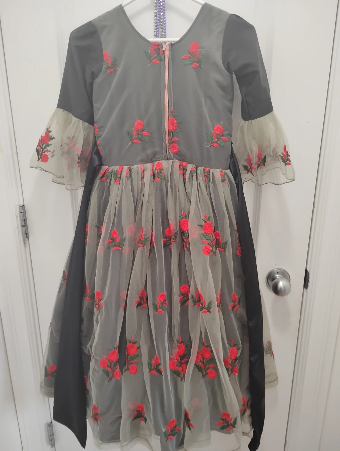 Girls' Gown - photo 5