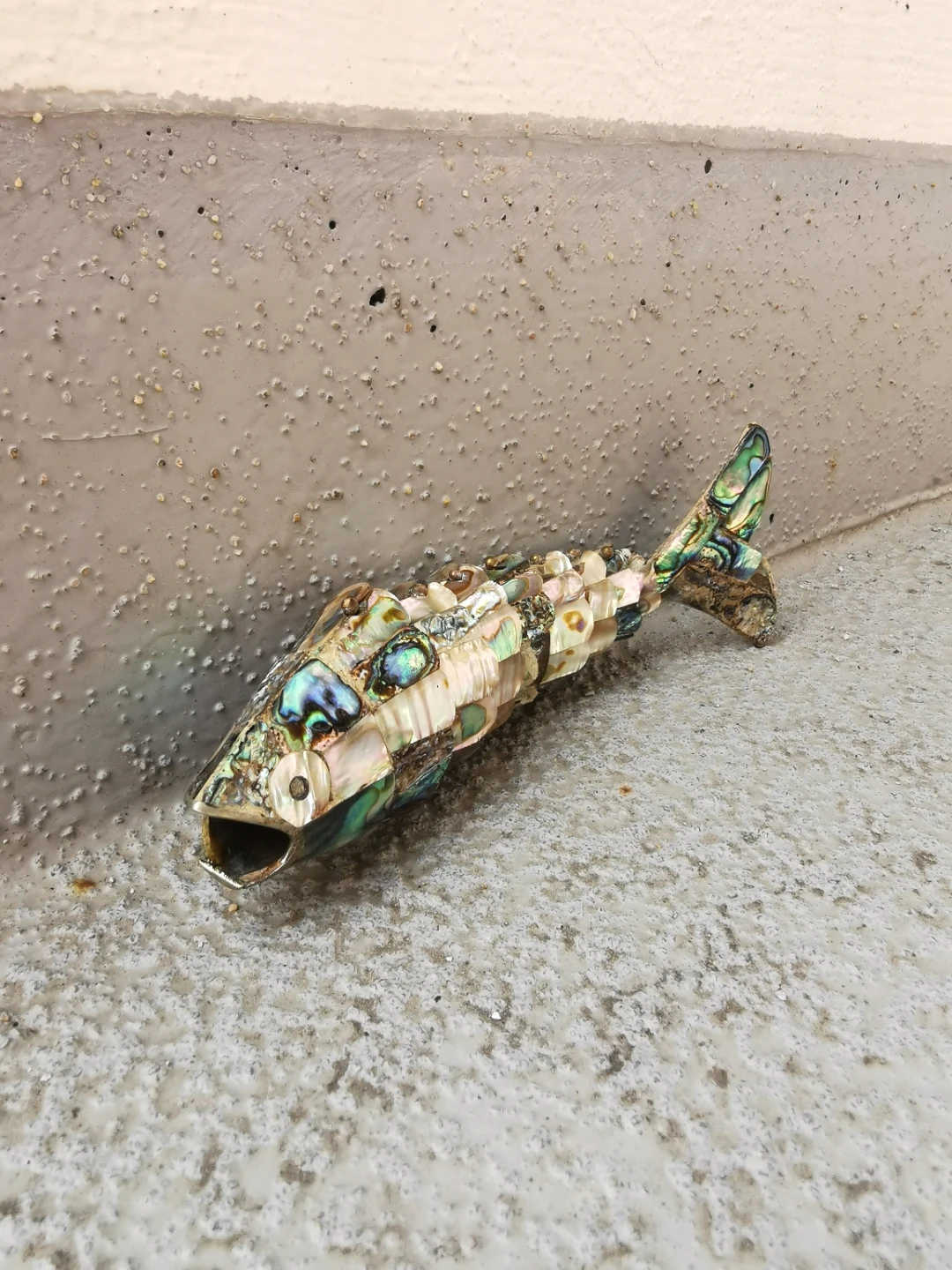 Vintage Articulated Abalone Fish Bottle Opener – Mid-Century - photo 3
