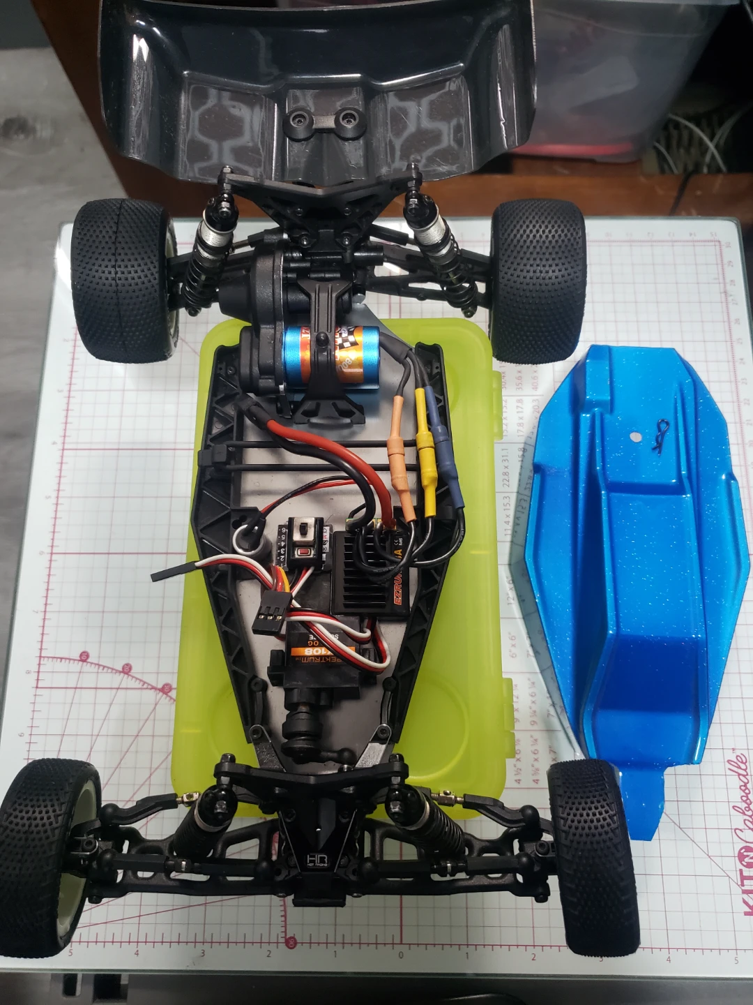Losi mini b,losi mini t and parts rc trades. - photo 3