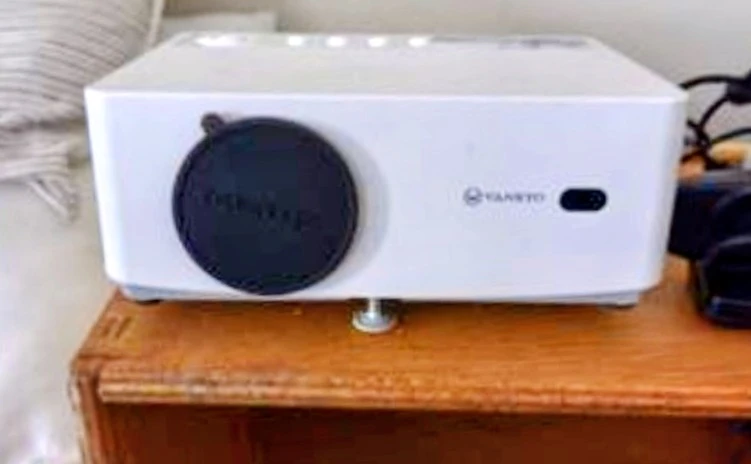 VANKYO LEISURE 470W Projector