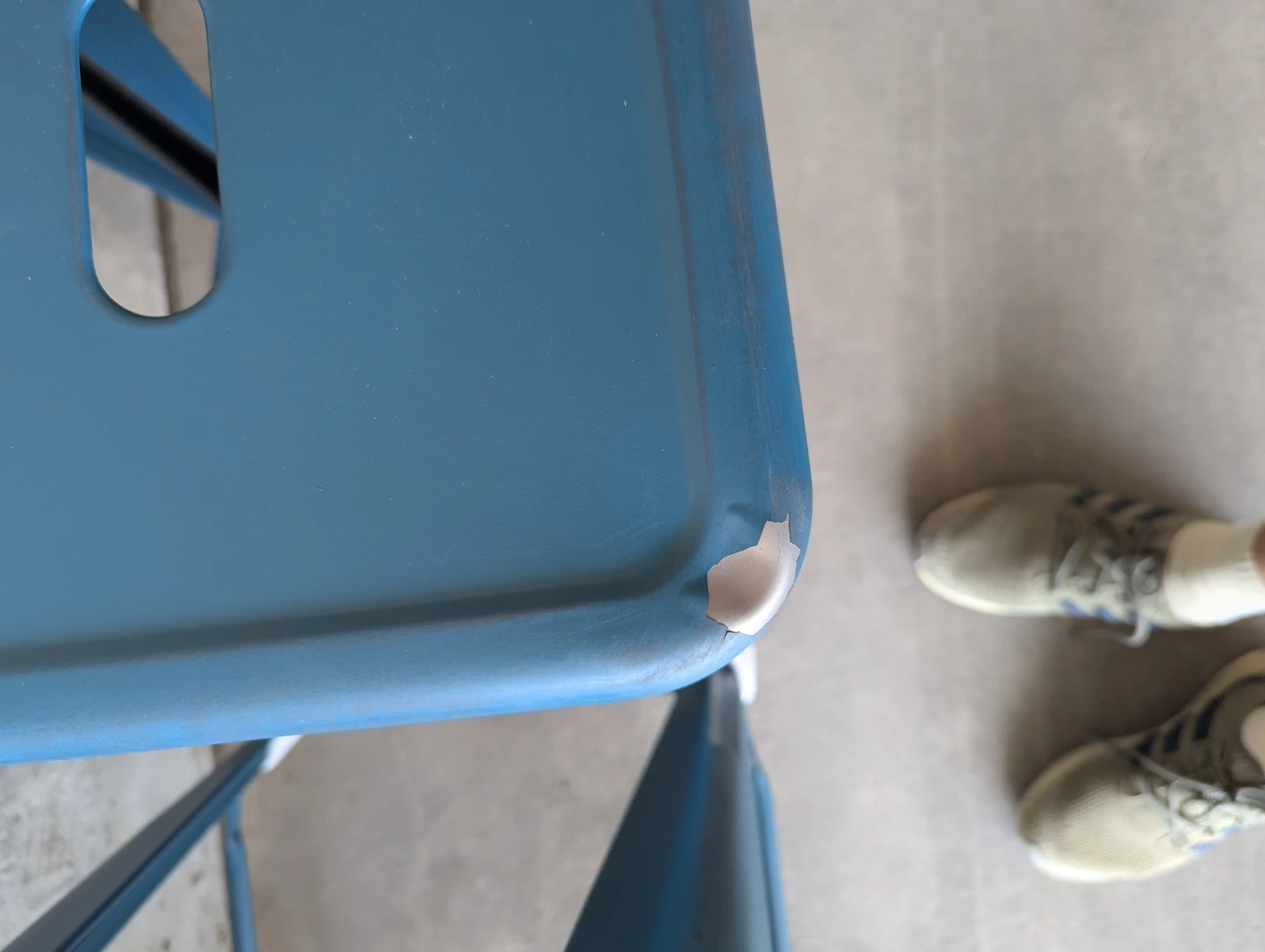 4 Metal Counter Stools - Distressed Kelly Blue - 24 - photo 5