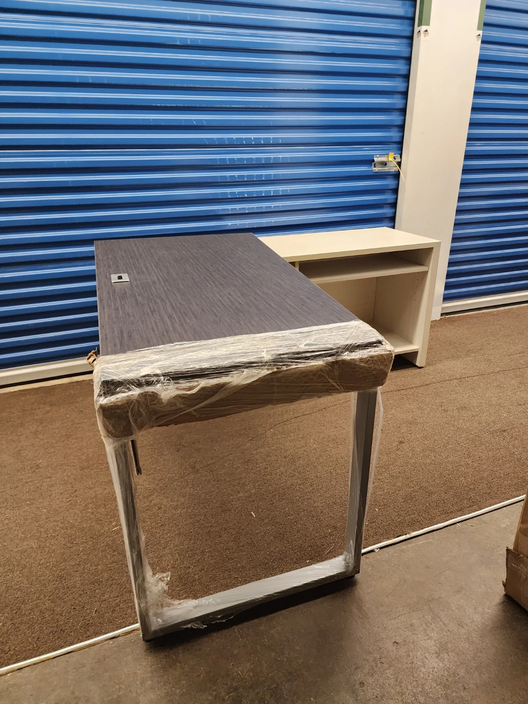 L-shaped office desk with storage - photo 5