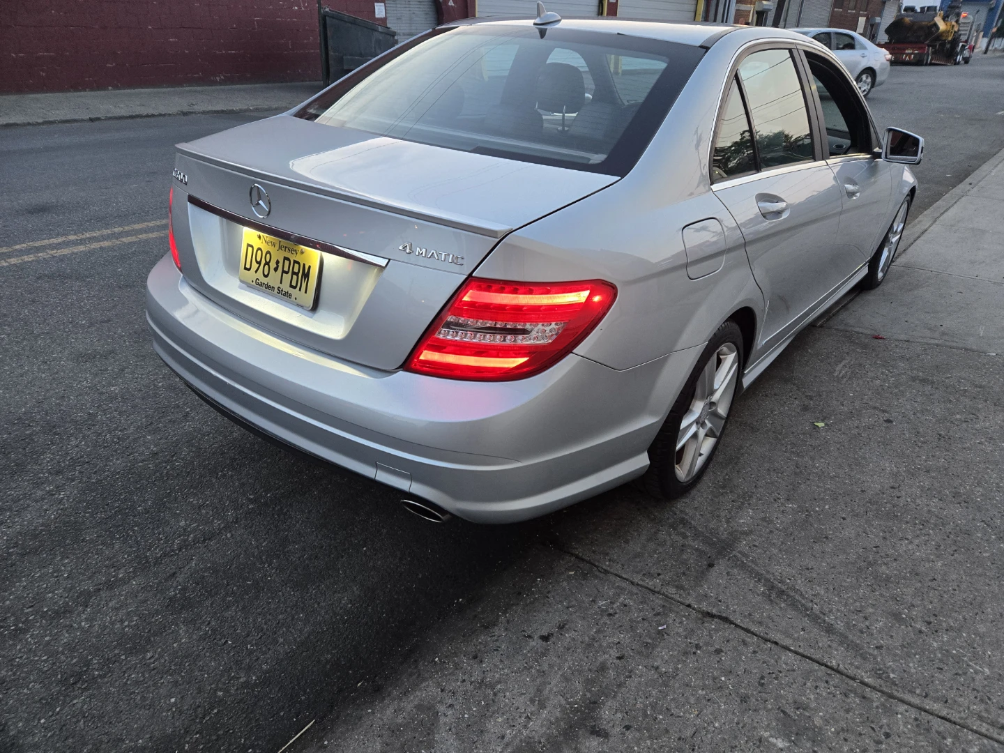 2011 Mercedes-Benz C300 4MATIC - photo 4