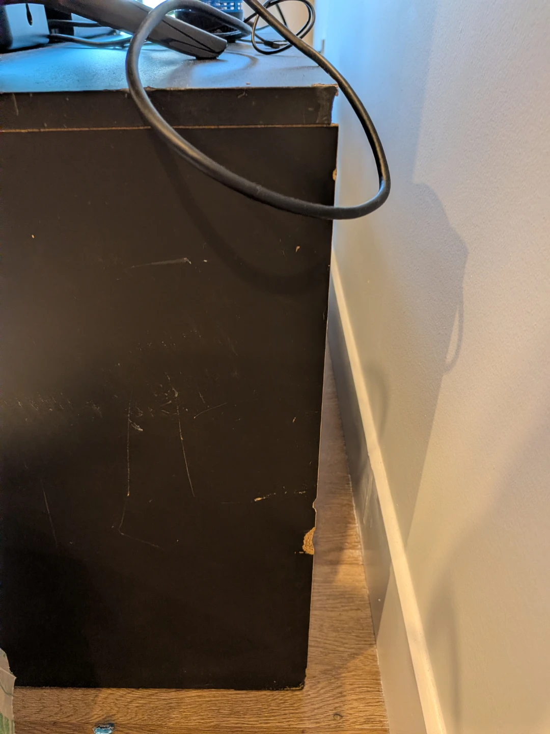 TV table - photo 2