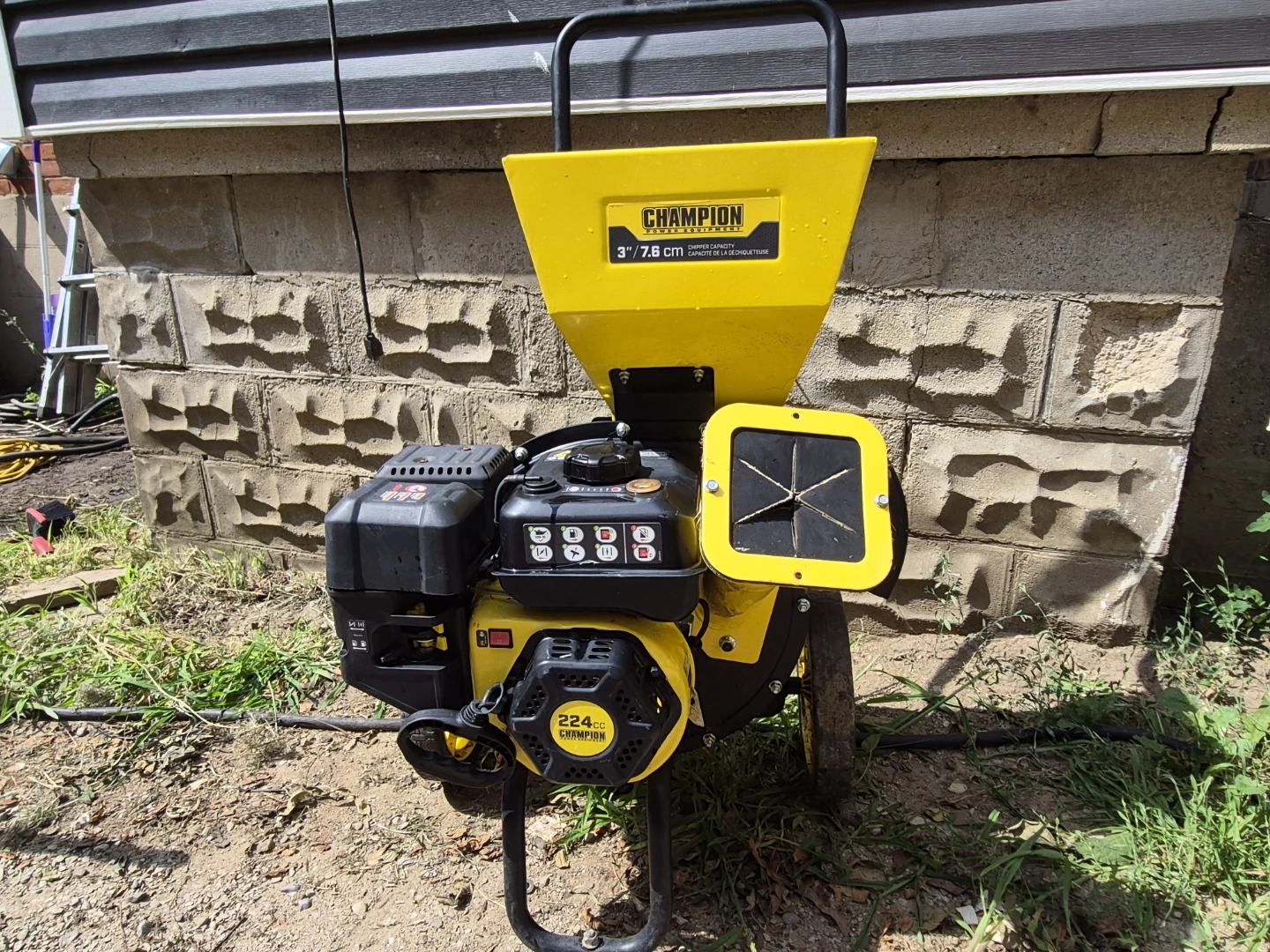 Champion 3" Chipper Shredder - photo 2