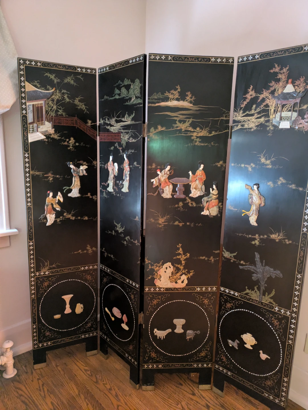 4-Panel Decorative Folding Screen