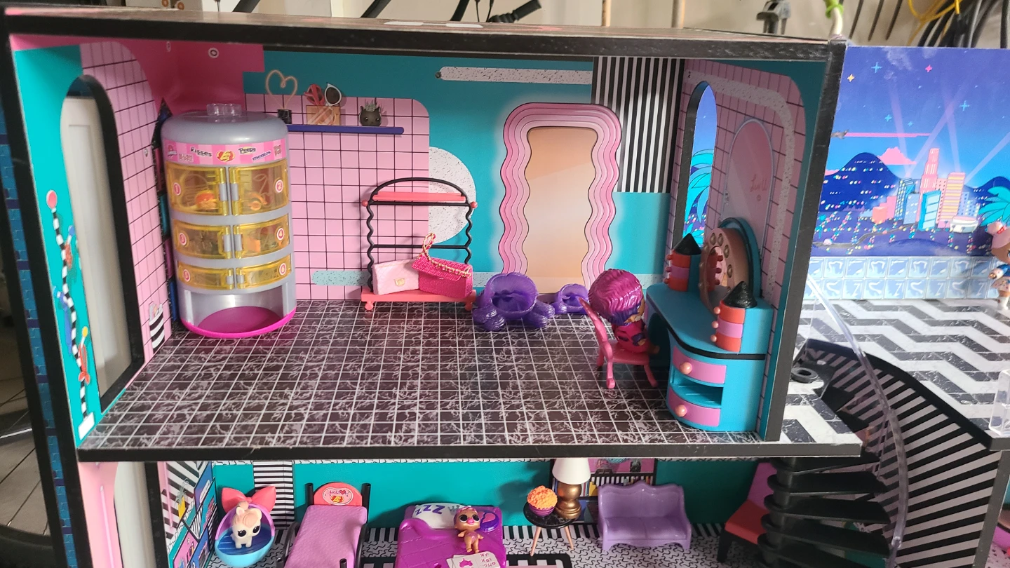 LOL Surprise House Playset - photo 2